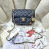 CH1787YSL-CC　シャネル CHANEL 2022年最新入荷 フラップクラッチ 斜め掛け ショルダーバッグ クロスボディバッグ レディースかばん クロスボディバッグ ラムスキン 