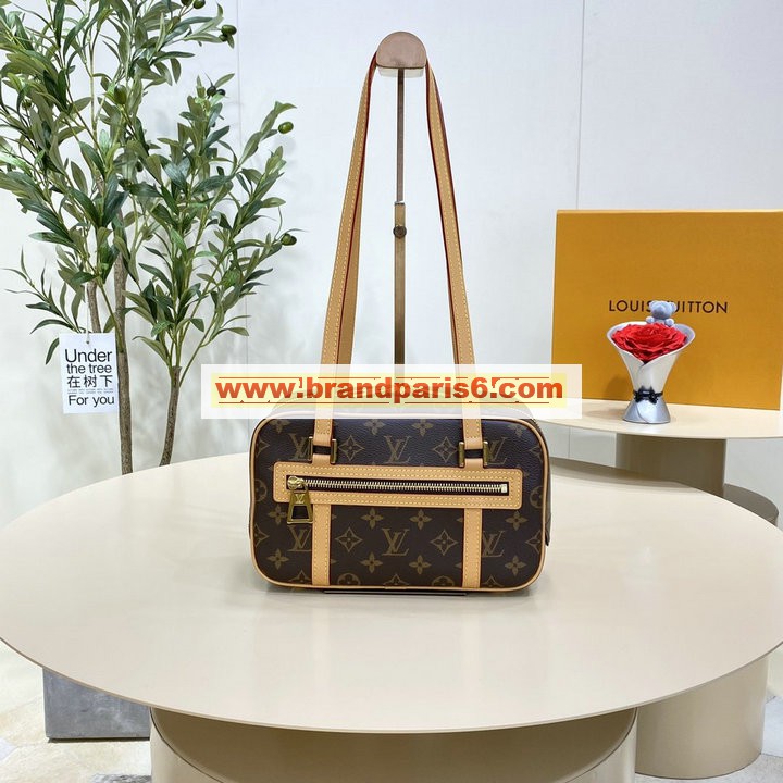 M46321-057　ルイヴィトン LOUISVUITTON 2022年最新入荷 シテ カメラバッグ スクエアバッグ ショルダーバッグ クロスボディバッグ モノグラムキャンパス
