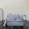 PD1BD255FL-025　プラダ PRADA 2022年最新入荷 メッセンジャーバッグ 斜め掛け ショルダーバッグ メンズかばん クロスボディバッグ ナイロン