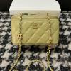 CH3120YL-CC　シャネル CHANEL 2022年最新入荷 ヴァニティー ケース チェーンポーチ 斜め掛け ショルダーバッグ クロスボディバッグ レディースかばん 化粧かばん 