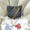 CH3223QBK-CC　シャネル CHANEL 2022年最新入荷 スモールバッグ 斜め掛け ショルダーバッグ クロスボディバッグ キャビアスキン