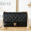 CH3609BK-CC　シャネル CHANEL 2022年最新入荷 フラップバッグ チェーンポーチ 斜め掛け ショルダーバッグ レディースかばん ラムスキン
