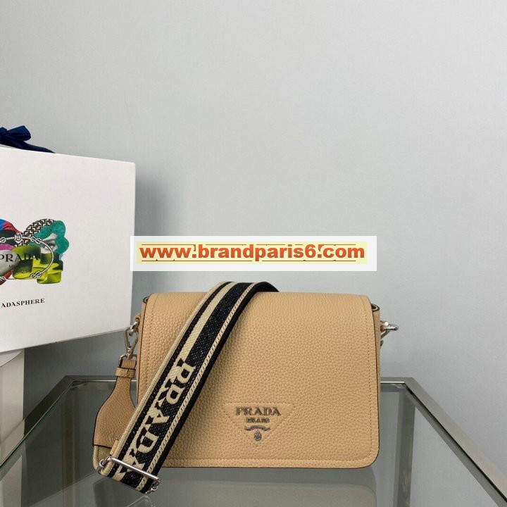 PD1BD314XS-025　プラダ PRADA 2022年最新入荷 フラップバッグ 斜め掛け ショルダーバッグ クロスボディバッグ レディースかばん カーフレザー
