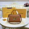 M57897-057　ルイヴィトン LOUISVUITTON 2022年最新入荷 ツイスト ワンハンドル PM トートバッグ 2way 斜め掛け ショルダーバッグ レディースかばん トリヨンレザー