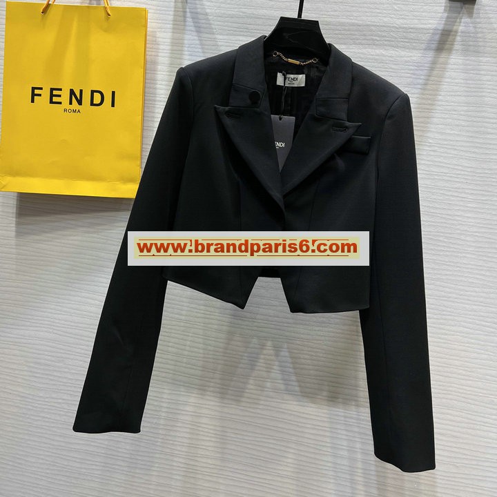 WTFD22002-JS　フェンディ FENDI 2022年秋冬最新入荷 ショートテーラードジャケット ロングスリーブ レディースコート ボタン開閉式 ジャケット トップスコート 長袖 アウターコート