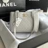 CH3508QH-CC　シャネル CHANEL 2022年最新入荷 スモール ヴァニティー ケース トートバッグ 2way 斜め掛け ショルダーバッグ クロスボディバッグ 化粧かばん レディースかばん 
