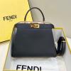 FD8BN321ASMH-168　フェンディ FENDI 2023年最新入荷 ピーカブー ISeeU ミディアム トートバッグ トップハンドルバッグ ハンドバッグ 2way ショルダーバッグ