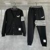 TZTB23001-JS　トム ブラウン Thom Browne 2023年春夏最新入荷 2点セットアップ ツーピース ロングスリーブ スウェットシャツ ロングパンツ スポーツジャージ ジョッキングウェア