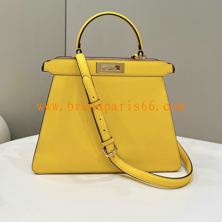 FD8BN321ASYL-168　フェンディ FENDI 2023年最新入荷 ピーカブー ISeeU ミディアム トートバッグ トップハンドルバッグ ハンドバッグ 2way ショルダーバッグ