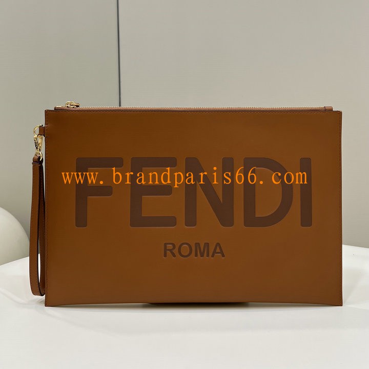 FD8370LTH-168　フェンディ FENDI 2023年最新入荷 フラット スリム クラッチ 手持ちかばん ストラップ付き ポーチ レディースかばん ブラウンレザー