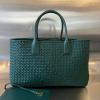 BOV608811MG-aj　ボッテガヴェネタ BOTTEGAVENETA 2023年最新入荷 ラージ カバ トートバッグ トップハンドルバッグ ハンドバッグ レディースかばん イントレチャートレザー 