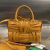 BOV729042ZTH-aj　ボッテガヴェネタ BOTTEGAVENETA 2023年最新入荷 ミニ アルコ トートバッグ ハンドバッグ 2way 斜め掛け ショルダーバッグ レディースかばん