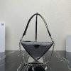PD1BC190YS-GH　プラダ PRADA 2023年最新入荷 トライアングル キャンパスバッグ 斜め掛け ショルダーバッグ クロスボディバッグ ファスナー開閉式