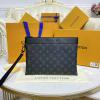 M81569-057　ルイヴィトン LOUISVUITTON 2023年最新入荷 ポシェット トゥ ゴー 手持ちかばん ストラップ付き クラッチバッグ ポーチ ビジネスバッグ メンズかばん 