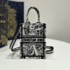 CD1289JZB-99　クリスチャンディオール CHRISTIAN DIOR 2023年最新入荷 Book Tote ブック ミニフォンバッグ 斜め掛け ショルダーバッグ クロスボディバッグ 携帯かばん