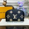 M59086-057　ルイヴィトン LOUISVUITTON 2021年最新入荷 ポシェット コスメティック ポーチ 手持ちかばん クラッチバッグ 化粧かばん モノグラム アンプラント レザー 