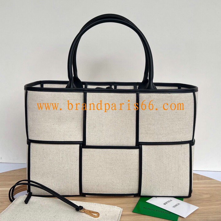 BOV710169BS-99　ボッテガヴェネタ BOTTEGAVENETA 2023年最新入荷 ミディアム アルコ トートバッグ トップハンドルバッグ ハンドバッグ ショルダーバッグ
