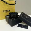 FD8567BK-168　フェンディ FENDI 2023年最新入荷 ミニバゲット チェーンポーチ 斜め掛け ショルダーバッグ カーフレザー レディースかばん クロスボディバッグ 