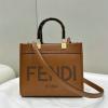 FD8618TH-168　フェンディ FENDI 2023年最新入荷 サンシャイン トップハンドルバッグ トートバッグ ハンドバッグ 2way ショルダーバッグ レディースかばん