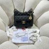 CH3690QJBK-CC　シャネル CHANEL 2023年最新入荷 ホーボーバッグ ハンドバッグ トートバッグ 斜め掛け ショルダーバッグ クロスボディバッグ レディースかばん