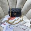 CH3828QJBK-CC　シャネル CHANEL 2023年最新入荷 ミニ フラップバッグ 斜め掛け ショルダーバッグ クロスボディバッグ レディースかばん