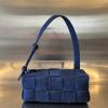 BOV751427NLS-aj　ボッテガヴェネタ BOTTEGAVENETA 2023年最新入荷 スモール ブリック カセット フラップバッグ スクエアバッグ 斜め掛け ショルダーバッグ