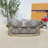 M82211-057　ルイヴィトン LOUISVUITTON 2023年最新入荷 ウォレット オン チェーン アイビー ポーチ 斜め掛け ショルダーバッグ レディースかばん