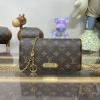 M82509-057　ルイヴィトン LOUISVUITTON 2023年最新入荷 ウォレット オン チェーン リリー チェーンポーチ 斜め掛け ショルダーバッグ クロスボディバッグ