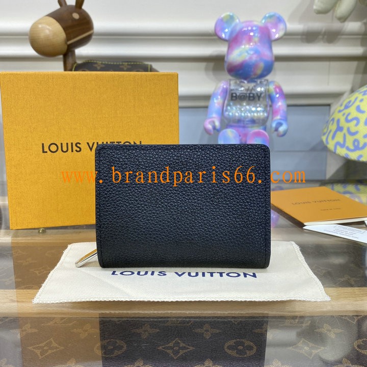 M80629K-057　ルイヴィトン LOUISVUITTON 2023年最新入荷 ポルトフォイユ クレア 二つ折り短財布 カードポケット マヒナ レザー