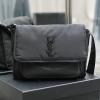 YSL498830NBK-025　イヴサンローラン Saint laurent YSL 2023年最新入荷 ニキ メッセンジャーバッグ フラップバッグ 斜め掛け ショルダーバッグ クロスボディバッグ