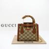 GG707449BKF-057　グッチ GUCCI 2023年最新入荷 ダイアナ ミニ トートバッグ トップハンドルバッグ 2way 斜め掛け ショルダーバッグ クロスボディバッグ 