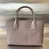 BOV608810BFZ-aj　ボッテガヴェネタ BOTTEGAVENETA 2023年最新入荷 スモール カバ トートバッグ トップハンドルバッグ ハンドバッグ レディースかばん イントレチャートレザー