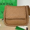 BOV709418TH-aj　ボッテガヴェネタ BOTTEGAVENETA 2023年最新入荷 コブル ショルダーバッグ スモールバッグ クロスボディバッグ フラップバッグ レディースかばん 