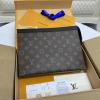 M61692LH-057　ルイヴィトン LOUISVUITTON 2023年最新入荷 ポシェット ヴォワヤージュ MM ポーチ 手持ちかばん クラッチバッグ モノグラムキャンパス