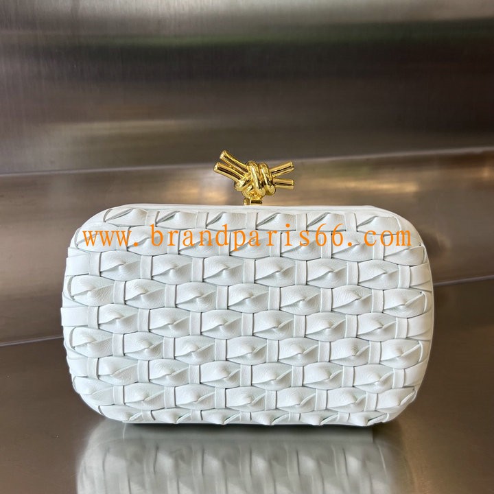 BOV717622BHBS-aj　ボッテガヴェネタ BOTTEGAVENETA 2023年最新入荷 ノット ミノディエール 手持ちかばん クラッチバッグ イブニングバッグ マグネットフレームクロージャー