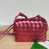 BOV680254LMH-aj　ボッテガヴェネタ BOTTEGAVENETA 2024年最新入荷 ミニ ループ カメラバッグ 斜め掛け ショルダーバッグ クロスボディバッグ