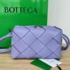 BOV709417ZS-aj　ボッテガヴェネタ BOTTEGAVENETA 2024年最新入荷 スモール カセット カメラバッグ 斜め掛け ショルダーバッグ クロスボディバッグ イントレチャート