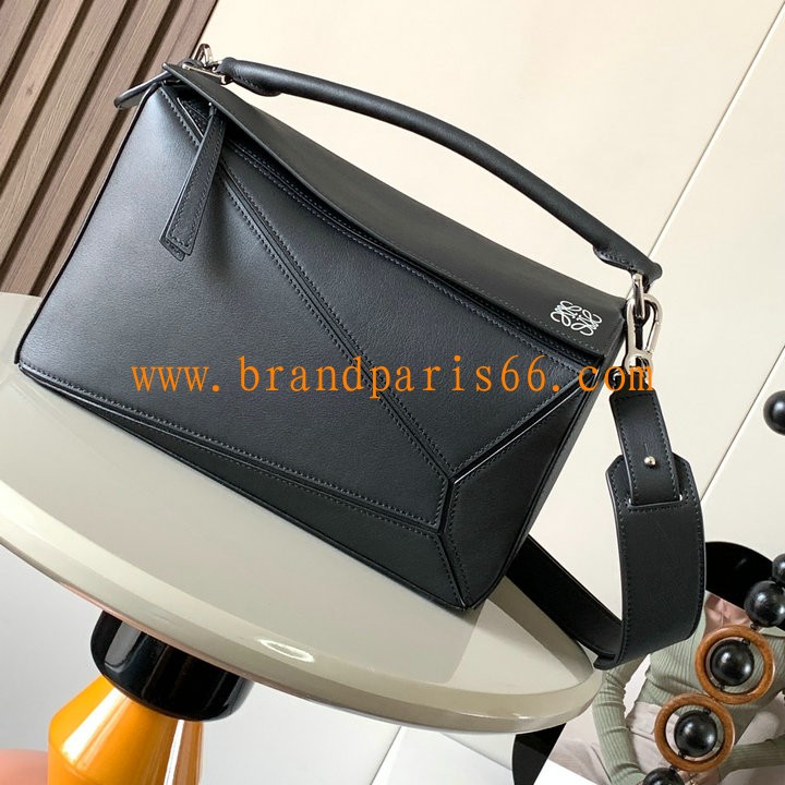 LE061827XQPBK-GH　ロエベ LOEWE 2024年最新入荷 パズル スモールバッグ トップハンドルバッグ 斜め掛け ショルダーバッグ クロスボディバッグ