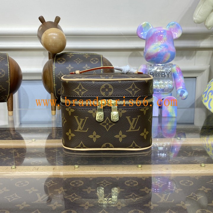 M44936-057　ルイヴィトン LOUISVUITTON 2021年最新入荷 ニース ナノ ハンドバッグ バニティ 化粧箱 トラベル アクセサリー モノグラムキャンパス