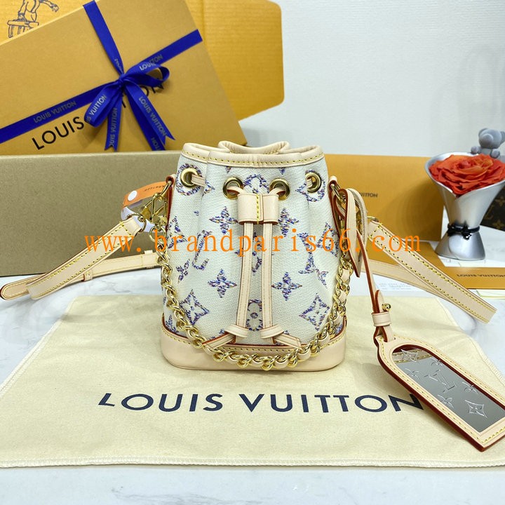 M83453-057　ルイヴィトン LOUISVUITTON 2024年最新入荷 ナノ ノエ バケットバッグ ショルダーバッグ トートバッグ ドローストリングバッグ レディースかばん