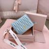 MM5MV204ZQL-99　ミュウミュウ MIUMIU 2024年最新入荷 二つ折り短財布 ショートウォレット カード入れ 小銭入れ 札入れ