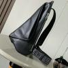 LE9052PBK-99　ロエベ LOEWE 2024年最新入荷 アントン スリングバッグ チェストバッグ ショルダーバッグ クロスボディバッグ グレインカーフレザー