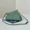 FD8BP129ZQQG-168　フェンディ FENDI 2024年最新入荷 ファースト スモール  クラッチバッグ ショルダーバッグ レディース 