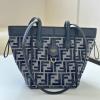 FD8BS083NSL-168　フェンディ FENDI 2024年最新入荷 Origami ミニ ハンドバッグ  2way ショルダーバッグ レディース ダークブルーFFシェニール 変形ミニバッグ