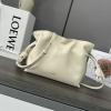 LE262355MB-GH　ロエベ LOEWE 2024年最新入荷 フラメンコ スモールバッグ ショルダーバッグ ドローストリングバッグ レディース レザー