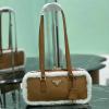 PD1BB124MZS-GH　プラダ PRADA 2024年最新入荷 シアリング ダブルハンドルバッグ トートバッグ ハンドバッグ トライアングルロゴ付 レディース