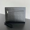 BOV732638BK-aj　ボッテガヴェネタ BOTTEGAVENETA 2024年最新入荷 イントレチャート リストレット ドキュメントケース クラッチバッグ ストラップ付き 手持ちかばん メンズ