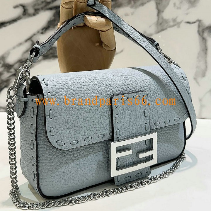 FD8BS017LQL-168　フェンディ FENDI 2024年最新入荷 バゲット ミニ チェーン ショルダーバッグ レディース