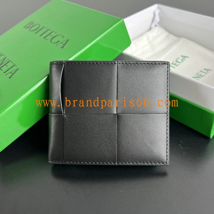 BOV649605PKG-aj　ボッテガヴェネタ BOTTEGAVENETA 2024年最新入荷 カセット コインパース付き二つ折りウォレット 短財布 カード入れ 小銭入れ
