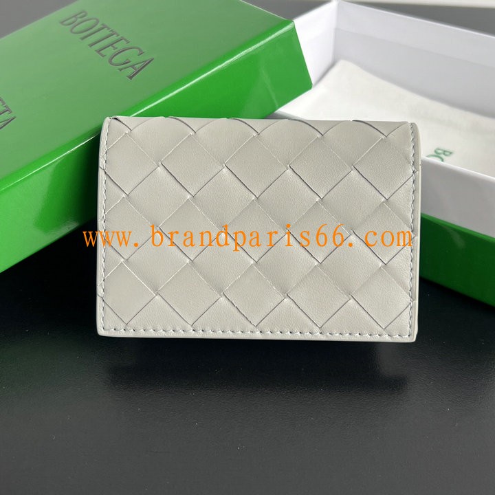 BOV667141QQH-aj　ボッテガヴェネタ BOTTEGAVENETA 2024年最新入荷 イントレチャート ビジネスカードケース 名刺入れ プレススタッズクロージャー